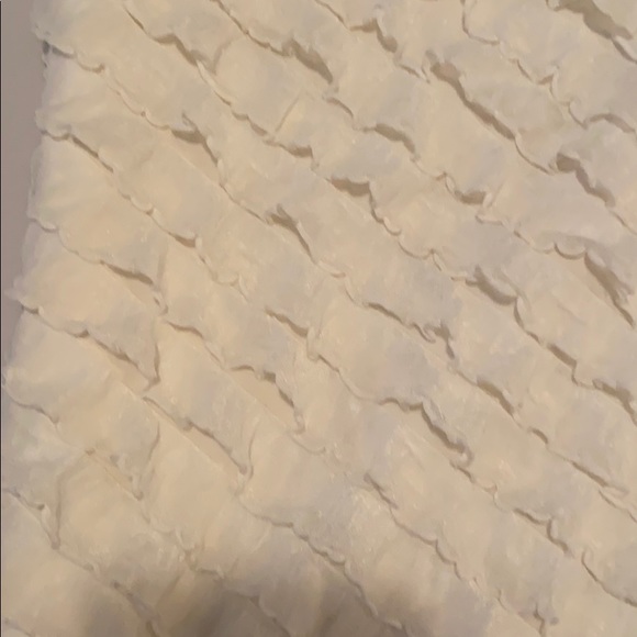 Sleeveless and strapless dress - Picture 3 of 4